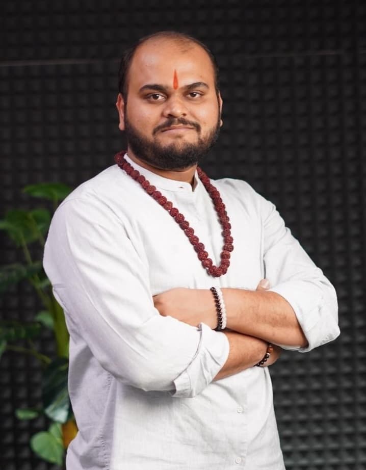 Astro Raunak Pandeyy